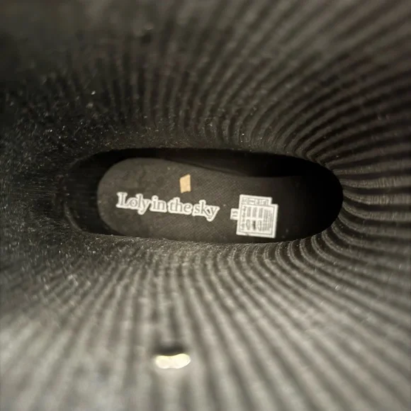 Women's sz 8 Black Winter & Rain Boots with Gold accents - Picture 5 of 5